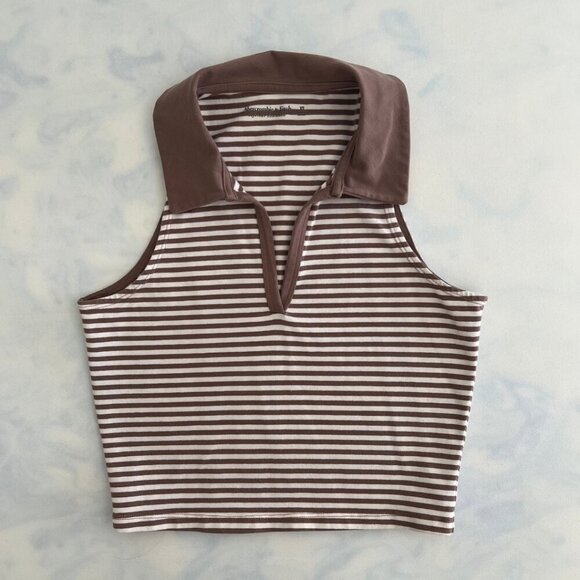 Abercrombie & Fitch Soft Essentials Brown & White Collared V-Neck Crop Top - Picture 1 of 4